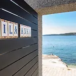公寓 Ivona By The Sea 特罗吉尔