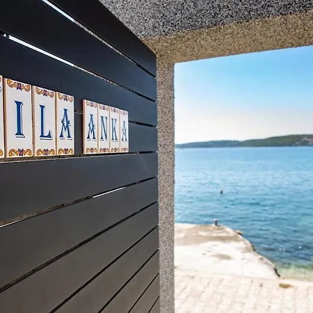 Apartman Ivona By The Sea Trogir