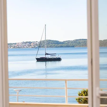 Apartman Ivona By The Sea Trogir